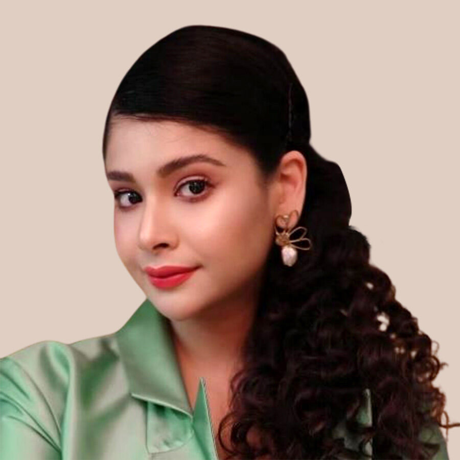 Photo of Azeeza Aziz Khan